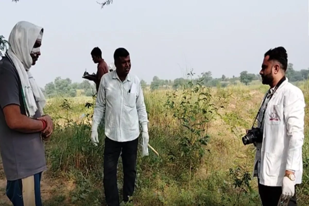 Dausa Crime News: दौसा में युवक का अपहरण, 10KM तक कार में पीटा; फिर खातों से उड़ाए 92 हजार Dausa Crime News: दौसा में युवक का अपहरण, 10KM तक कार में पीटा; फिर खातों से उड़ाए 92 हजार