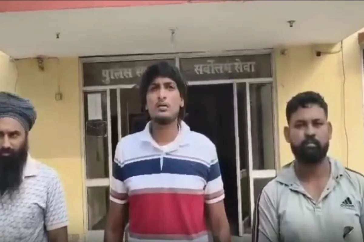 Hanumangarh News: नशा तस्करों पर पुलिस का शिकंजा, हनुमानगढ़ में 40 लाख का हेरोइन बरामद, पंजाब के 3 तस्कर गिरफ्तार Hanumangarh News: नशा तस्करों पर पुलिस का शिकंजा, हनुमानगढ़ में 40 लाख का हेरोइन बरामद, पंजाब के 3 तस्कर गिरफ्तार