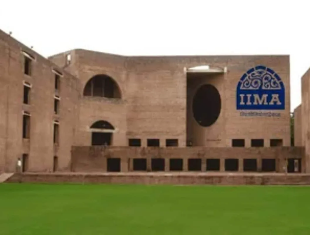 IIM अहमदाबाद पहुंचीं Bain, BCG और Goldman Sachs जैसी कंपनियां, जानें प्लेसमेंट अपडेट IIM अहमदाबाद पहुंचीं Bain, BCG और Goldman Sachs जैसी कंपनियां, जानें प्लेसमेंट अपडेट