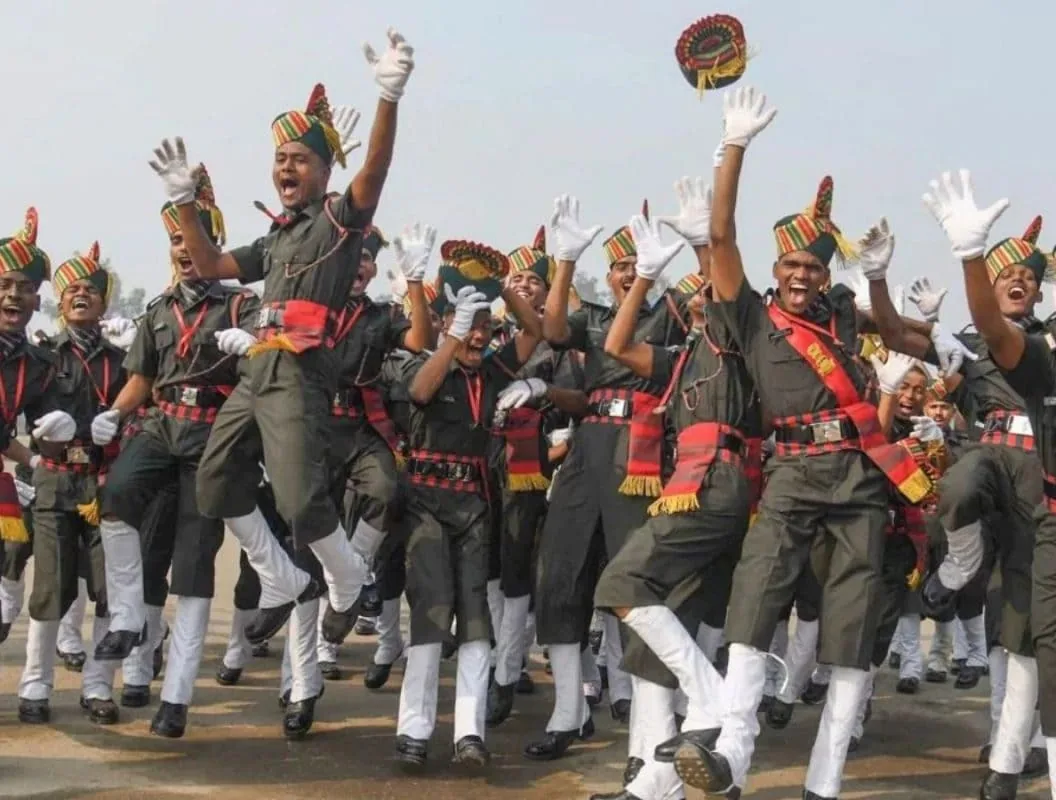 31 दिसंबर तक रिटायर हो जाएंगे 18 हजार से ज्यादा अग्निवीर, बिना लिखित परीक्षा के यहां मिलेगी सीधी एंट्री 31 दिसंबर तक रिटायर हो जाएंगे 18 हजार से ज्यादा अग्निवीर, बिना लिखित परीक्षा के यहां मिलेगी सीधी एंट्री